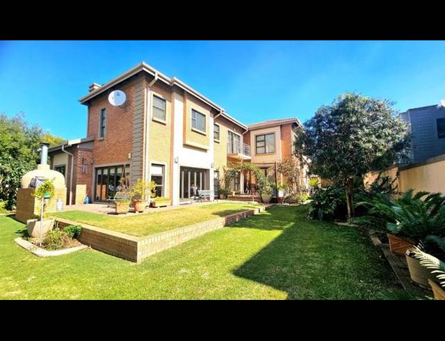 4 BEDROOM HOUSE FOR SALE IN MIDLANDS ESTATE